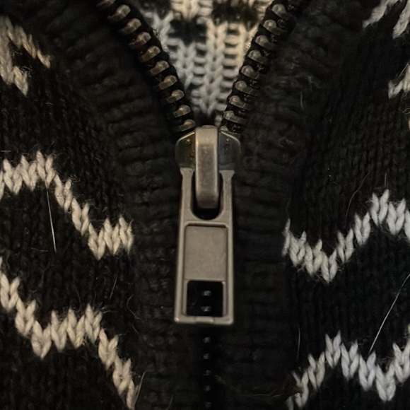 DC zip up snowflake sweater three quarter sleeve size large - Picture 9 of 9